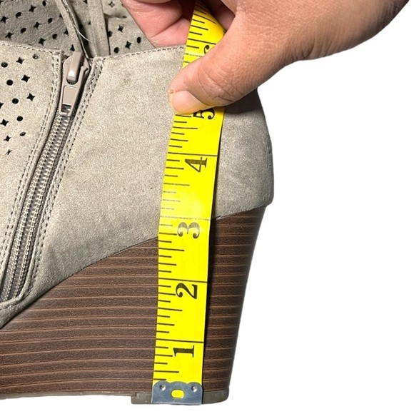 Anne Klein Akreesey Ankle Suede Wedge Shootie - Picture 11 of 12